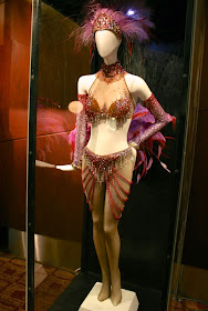 Folies Bergere Nine movie costume