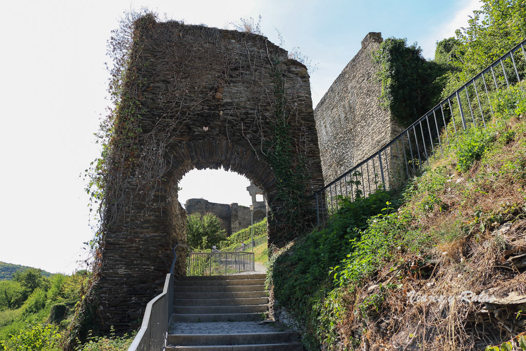 Subida al Castillo de Metternich de Beilstein