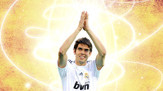 Ricardo Kaka clapping