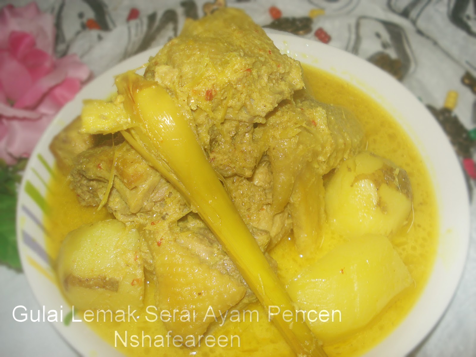 Gulai Lemak Serai Ayam Pencen ~ Nshafeareen®