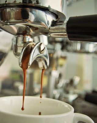 Cara minum kopi espresso, cara menikmati espresso