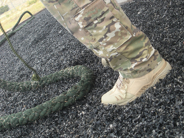 sepatu tentara amerika