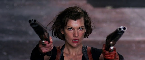 Screen Shot Of Hollywood Movie Resident Evil 5 Retribution (2012) In Hindi English Full Movie Free Download And Watch Online at worldfree4u.com