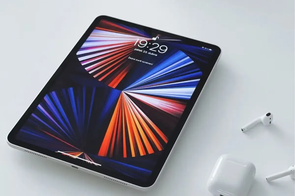 An upgraded iPad Mini with a larger 8.7-inch OLED screen is on the way from Apple.