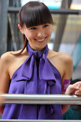 Japanese Cute Smile Girl Fala Chen Picture