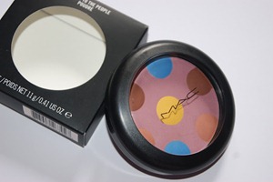 Mac Powder to the People Beth Ditto Review Swatch Swatches Photo 001