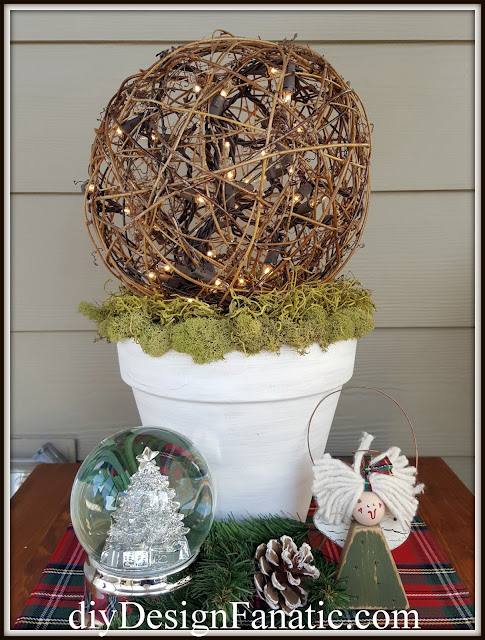 grapevine orb, lighted orb, christmas, christmas decoration, cottage, cottage style, farmhouse, diy, diyDesignFanatic.com