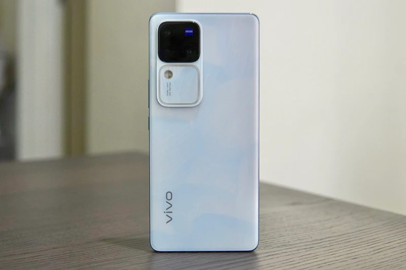 vivo V30 Pro 5G: Top Features That Make it a PRO-level smartphone