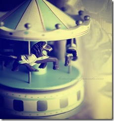 merry_go_round___by_Edhelamarth