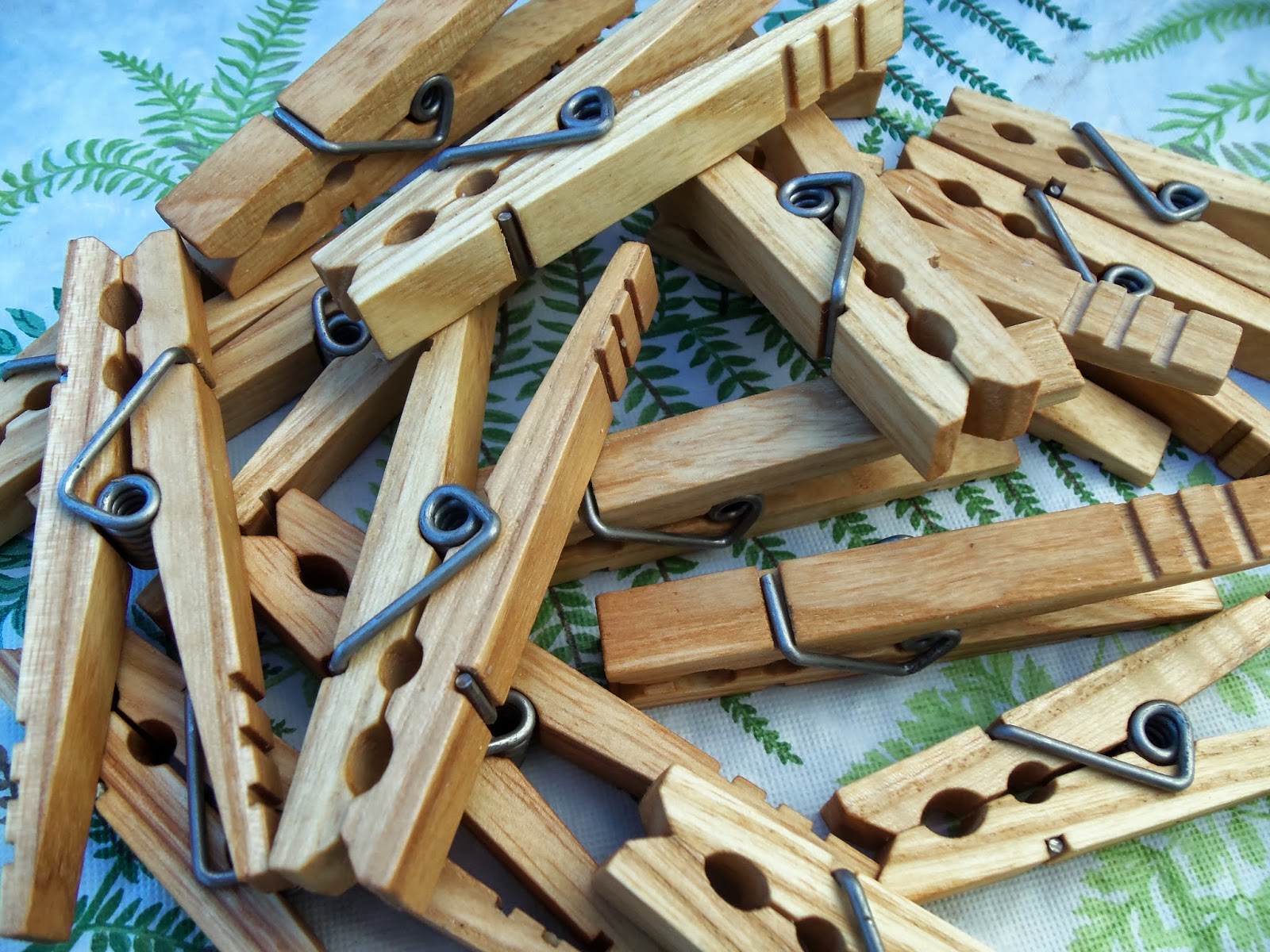 Classic American Clothespins