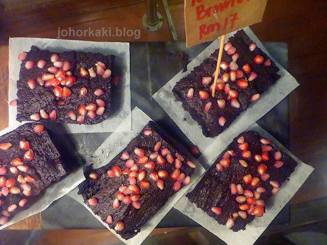 Cakes-Flowers-in-the-Window-Jalan-Dhoby-Johor-JB