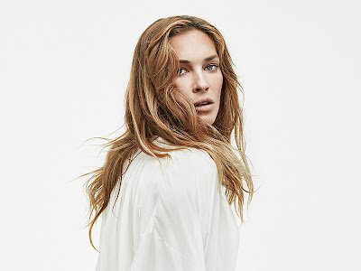 Erin Wasson by Tomas de la Fuente