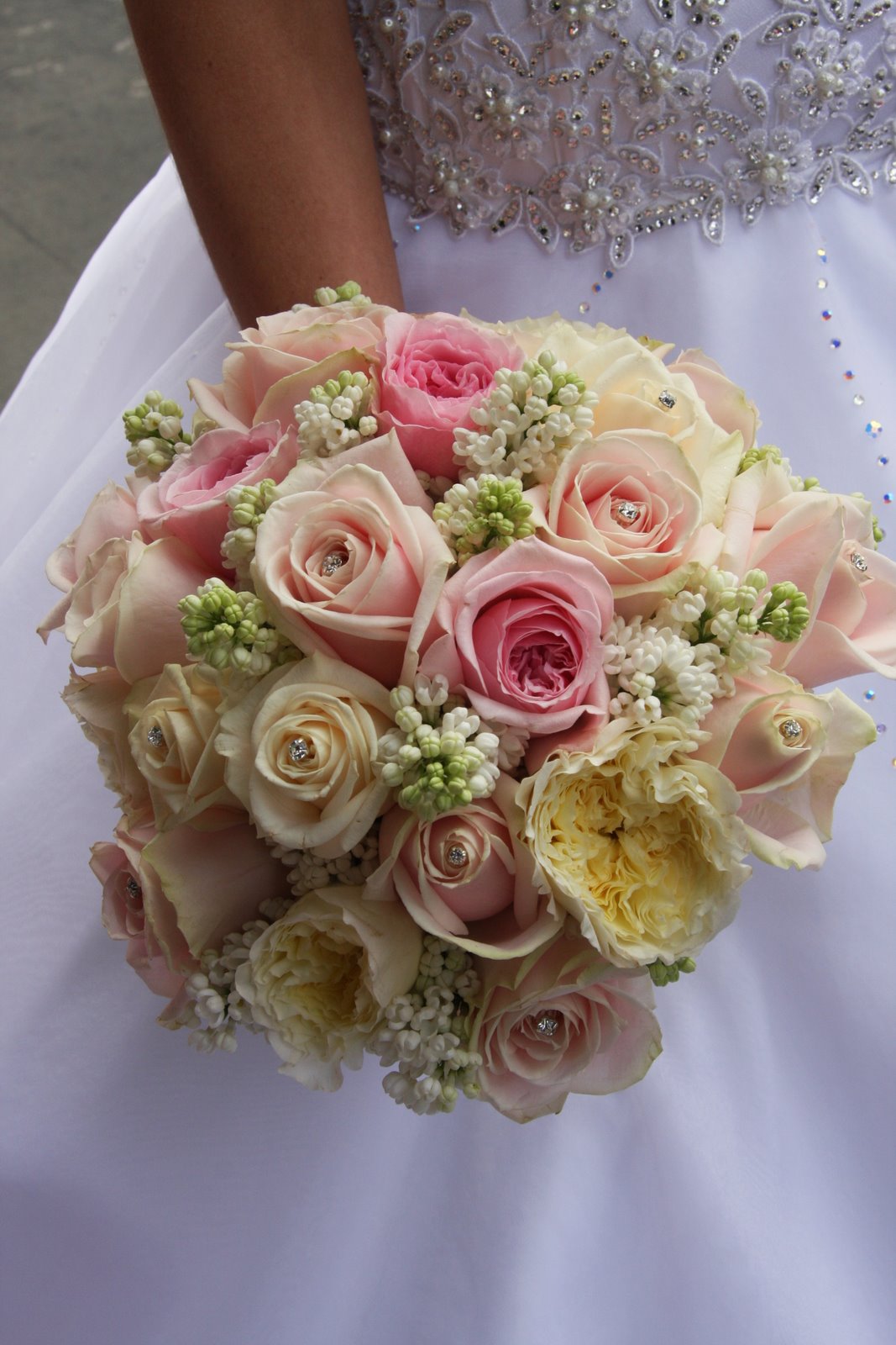 The Flower Magician: Simple Cream & Pink Wedding Bouquet