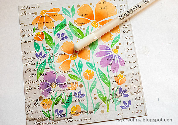 Layers of ink - Stenciled Flowers Art Journal Tutorial by Anna-Karin Evaldsson. Add highlights with a white gel pen.