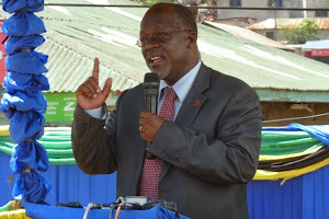 WANANCHI WASEMA MAGUFULI AMEPUUZWA. Ni kuhusu daraja mabatini.