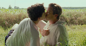 Beso de Oliver y Elio en 'Call me by your name'