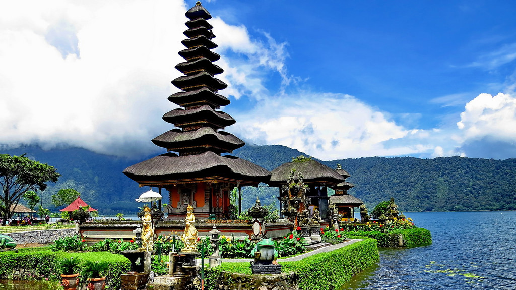 Wisata Pulau Bali  Yang Paling Menarik Untuk Dikunjungi 