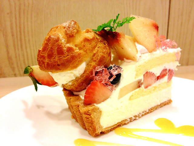 Fruity Puffy cream puff cake tart