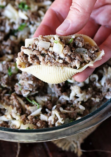 How to Stuff Jumbo Pasta Shells Image