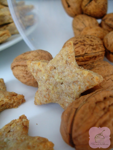 Biscuits salés au fromage et aux noix 