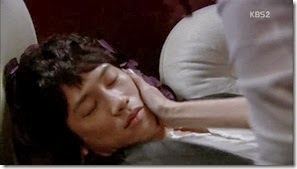 Secret.E02.mkv_002498062