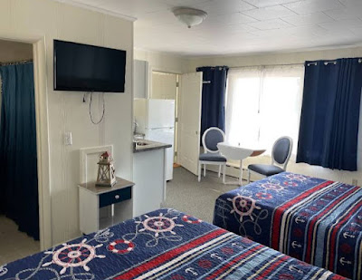 hotel in Carp Lake