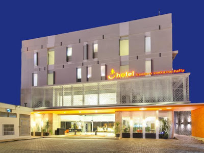 Cheap Hotel: J Hotel 