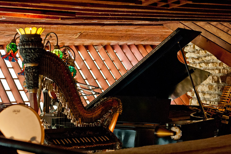 House on the rock organ room