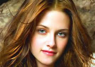 Reportedly Actress Kristen Stewart Has Found Love Again But This Time Reportedly Actress Kristen Stewart Has Found Love Again But This Time
