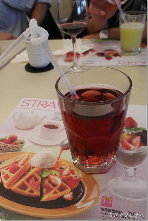 台北南港-小高玉鐵板燒。飲料：冰紅茶去冰。