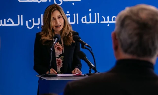 Queen Rania wore a new Zola linen blend blazer by Significant Other. Princess Ghida is chair of the King Hussein Cancer Foundation