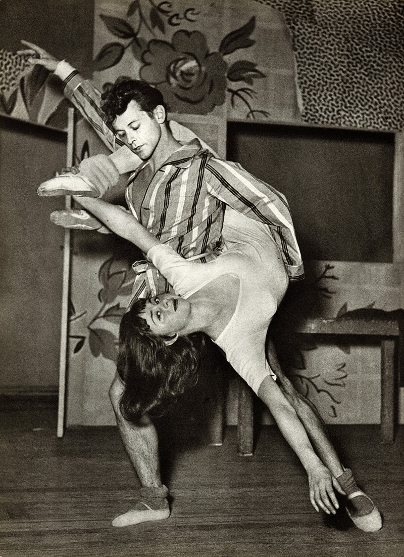 Gorgeous Vintage Ballet Photography by Serge Lido 