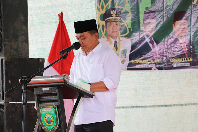 Pj. Bupati dampingi Gubernur Resmikan Pembangunan Masjid Ponpes Al-Jailaniyah Desa Paya Bakal