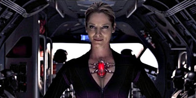 Sienna Guillory (Jill Valentine) in una scena di Resident Evil: Afterlife