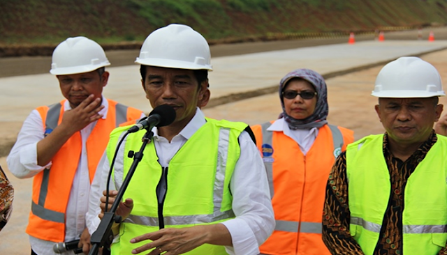 JOKOWI : SEBAIKNYA BUMN JUAL ASET UNTUK BIAYAI INFRASTRUKTUR