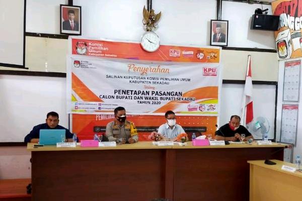 Rapat KPU Sekadau