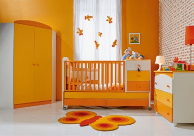 habitación bebé color naranja