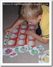 Apple Math 3 Ways - AWESOME!