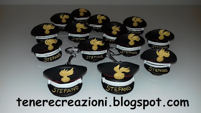 Bomboniere cappello Carabinieri portachiavi