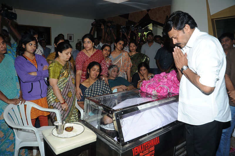 Photos Tollywood Pays Homage To EVV Satyanarayana film pics