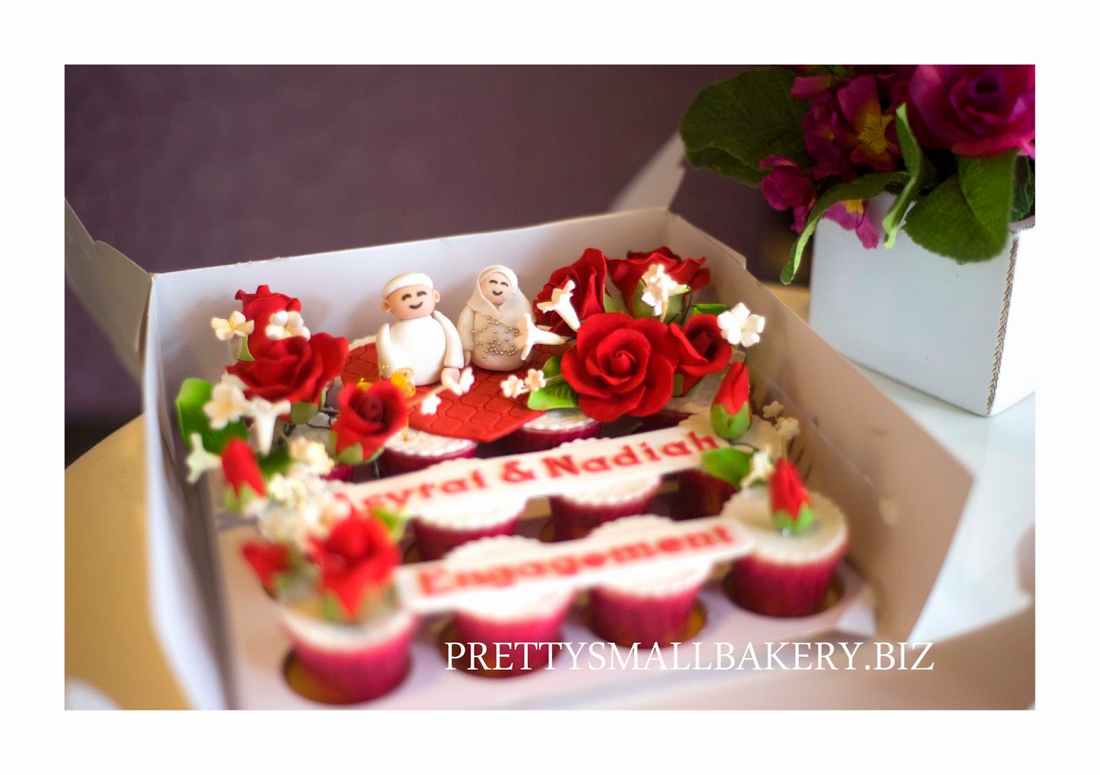 Cupcake hantaran yang saya suka sangat - Prettysmallbakery