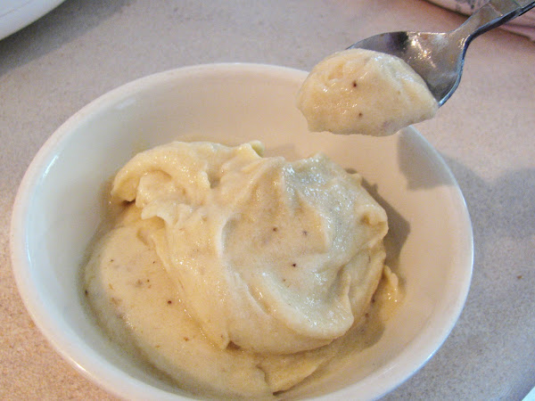 DIY Yonanas (Turn Frozen Bananas into "Ice Cream")