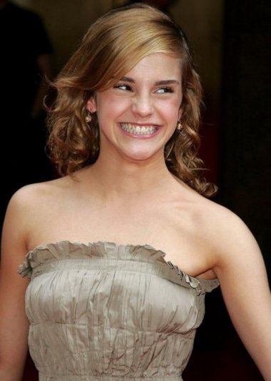 emma watson hot wallpapers. New Wallpapers Of Emma Watson.