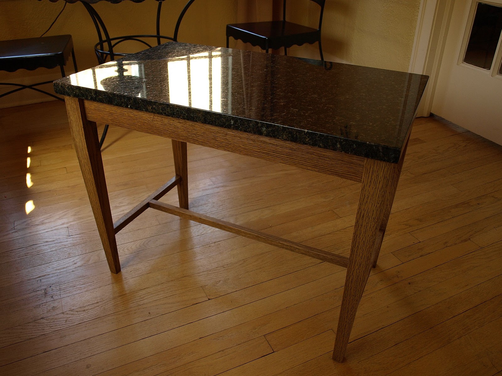 shaker style table