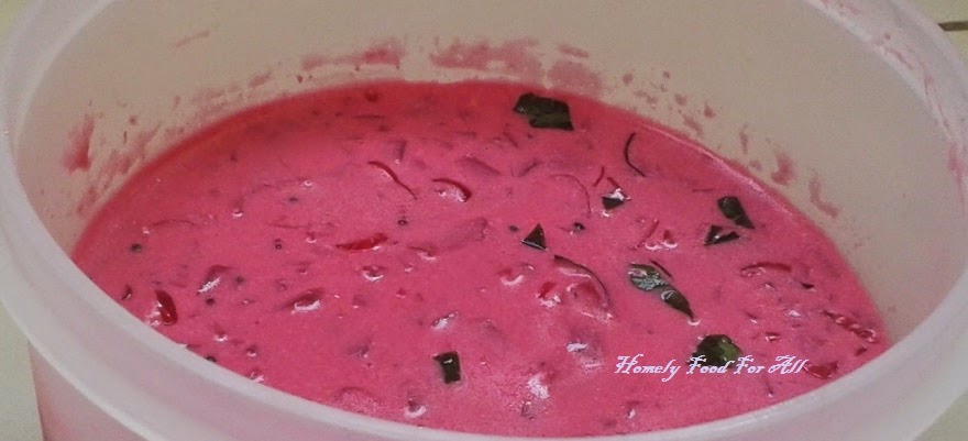 http://homelyfoodforall.blogspot.in/2014/05/beetroot-pachadi.html