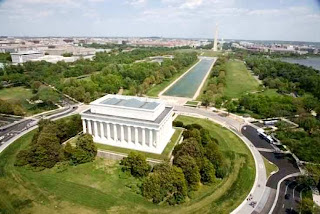 National Mall and Memorial Parks (Best Honeymoon Destinations In USA) 9