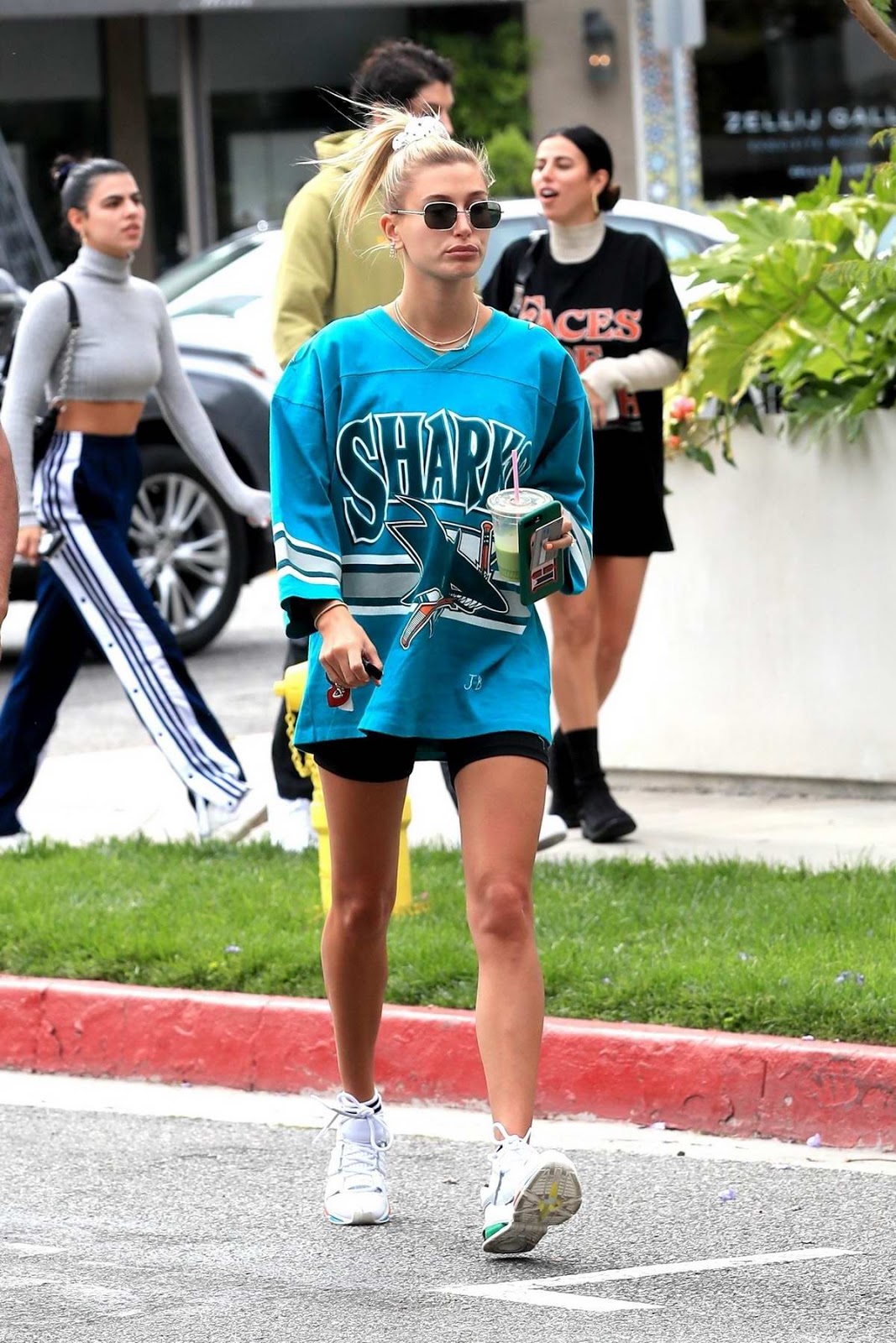 Hailey Baldwin celebrity street style