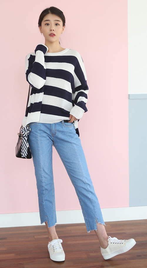  Contrast Stripe Oversized Sweater