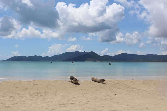 "Cerita Gue" di Kepulauan Anambas (1) - Pantai Terpanjang di Kepulauan Riau