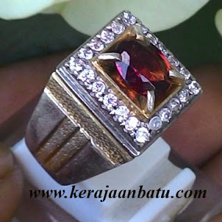 NATURAL RODHOLITE GARNET KODE KB190